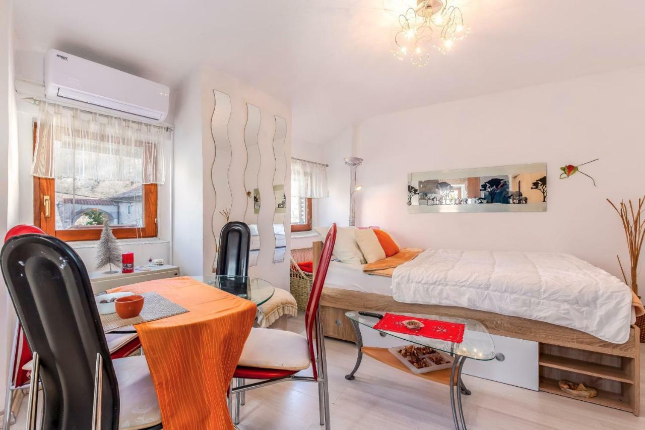 Studio-apartman Dejan Bakar